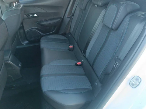 Peugeot 2008 Allure BlueHDI 81kW (110CV)