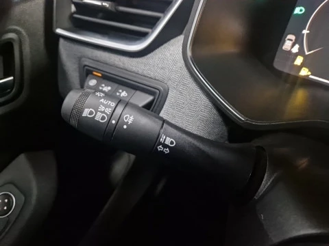 Renault Clio techno Eco-G 100cv (74kW)