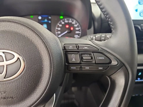 Toyota Yaris 1.5 120H Active Plus