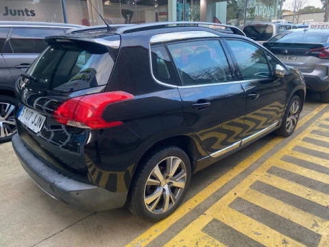 Peugeot 2008 Allure 1.2 PureTech 130 S&S