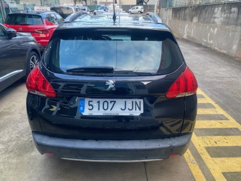 Peugeot 2008 Allure 1.2 PureTech 130 S&S