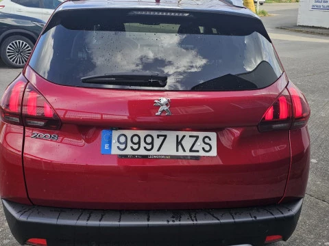 Peugeot 2008 Allure PureTech 110 S&S 6 Vel. MAN