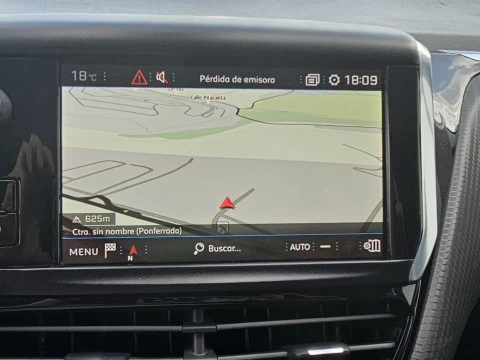 Peugeot 2008 Allure PureTech 110 S&S 6 Vel. MAN