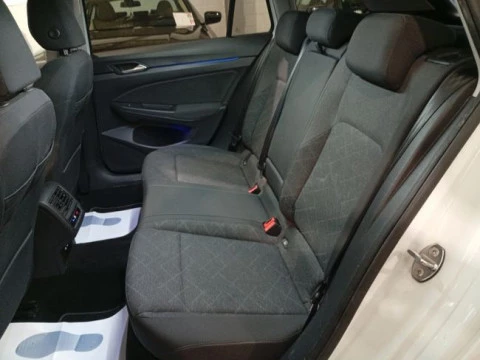 Volkswagen Golf Life 1.0 eTSI 81kW (110CV) DSG Variant