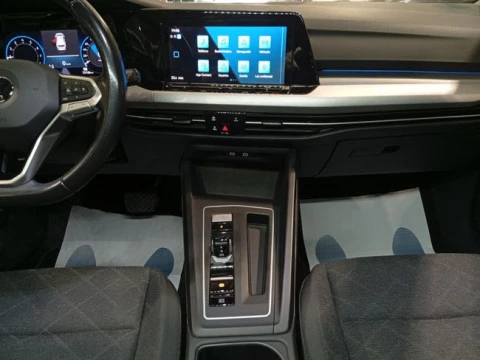 Volkswagen Golf Life 1.0 eTSI 81kW (110CV) DSG Variant