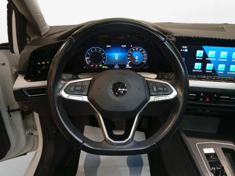 Volkswagen Golf Life 1.0 eTSI 81kW (110CV) DSG Variant