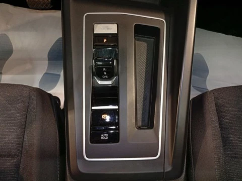 Volkswagen Golf Life 1.0 eTSI 81kW (110CV) DSG Variant