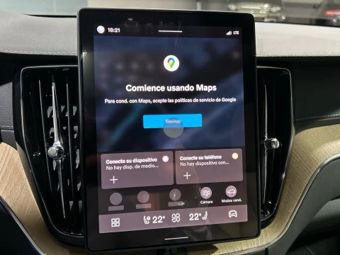 Volvo XC60 2.0 B5 P MHEV ULTRA DARK AUTO 4WD 250 5P