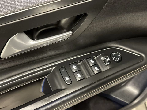 Peugeot 5008 PureTech 130 GT Line EAT8 96 kW (130 CV)