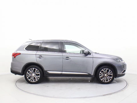 Mitsubishi Outlander 2.3 220 DI-D MOTION 4WD 150 5P 7 Plazas