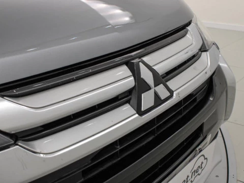 Mitsubishi Outlander 2.3 220 DI-D MOTION 4WD 150 5P 7 Plazas