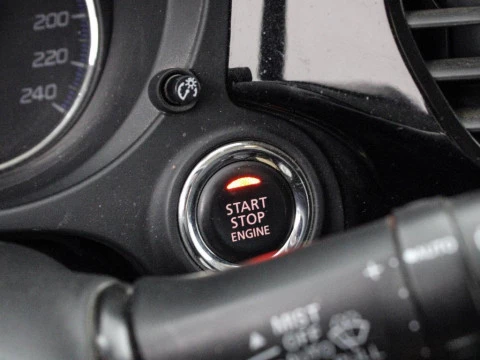 Mitsubishi Outlander 2.3 220 DI-D MOTION 4WD 150 5P 7 Plazas