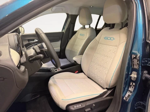 Fiat 600 600 MHEV La prima 1.2 74kW (100CV) DDCT