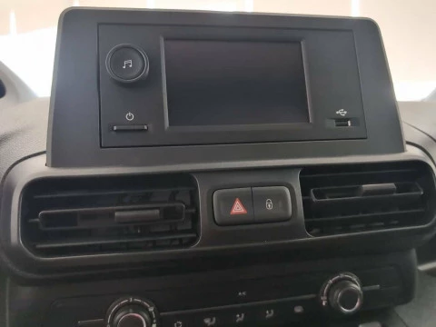 Peugeot e-Partner e-Partner Standard 800kg 100kw