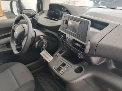Peugeot e-Partner e-Partner Standard 800kg 100kw
