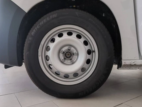 Peugeot e-Partner e-Partner Standard 800kg 100kw