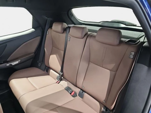 Lexus LBX 1.5 136cv HEV Elegant+