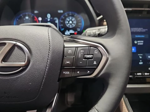 Lexus LBX 1.5 136cv HEV Elegant+