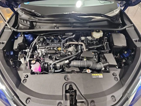 Lexus LBX 1.5 136cv HEV Elegant+