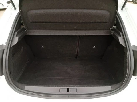 Peugeot 208 BlueHDi 73kW (100CV) Active