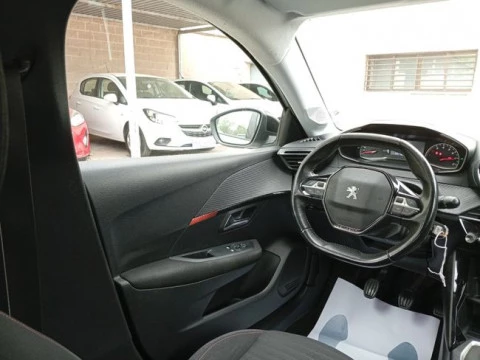 Peugeot 208 BlueHDi 73kW (100CV) Active