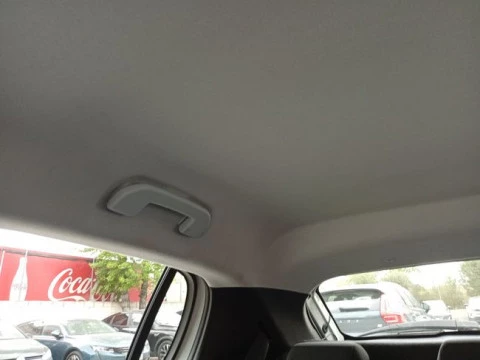 Peugeot 208 BlueHDi 73kW (100CV) Active