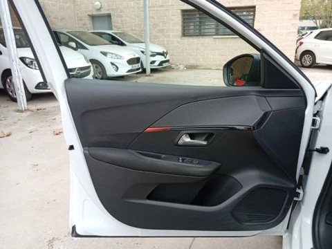 Peugeot 208 BlueHDi 73kW (100CV) Active