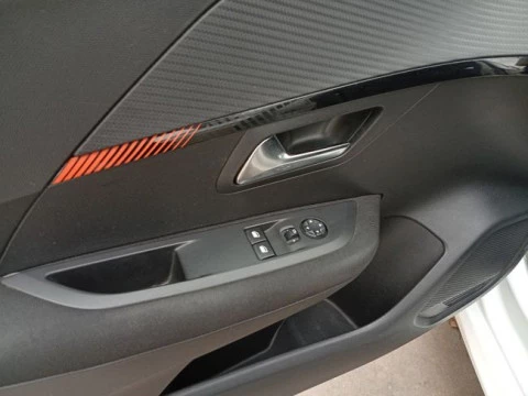 Peugeot 208 BlueHDi 73kW (100CV) Active