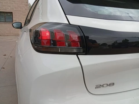 Peugeot 208 BlueHDi 73kW (100CV) Active