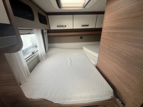 WEINSBERG X-CURSION X-CURSION VAN EDITION