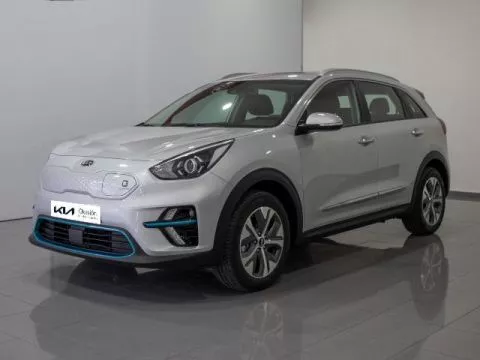 Kia e-Niro e-Niro 150kW (204CV) Drive (Long Range) Kia e-Niro e-Niro 150kW (204CV) Drive (Long Range)