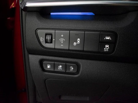 Kia Niro 1.6 GDI PLUG-IN HYBRID EMOTION 5P