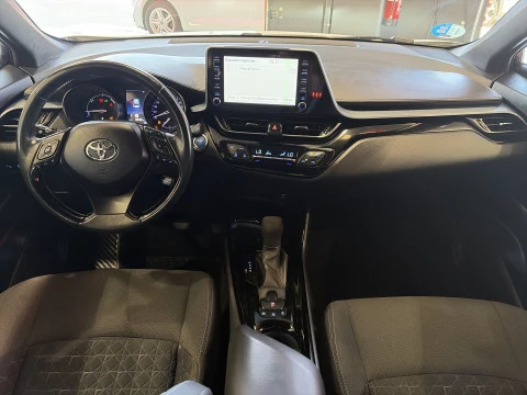 Toyota C-HR 180H Advance 135 kW (184 CV)