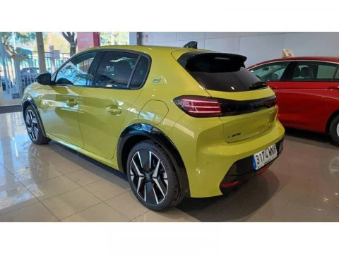 Peugeot e-208 GT Eléctrico 156 (115 Kw)