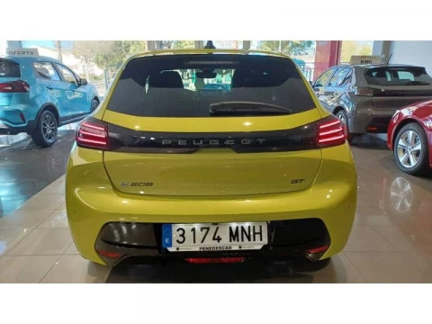 Peugeot e-208 GT Eléctrico 156 (115 Kw)