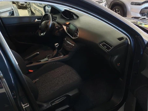 Peugeot 308 1.2 PURETECH 81KW STYLE 5P