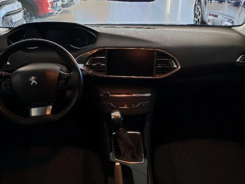 Peugeot 308 1.2 PURETECH 81KW STYLE 5P