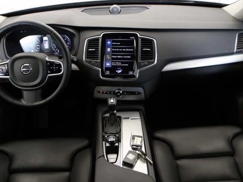 Volvo XC90 2.0 D5 MOMENTUM 4WD AUTO 5P 7 PLAZAS