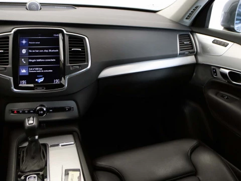 Volvo XC90 2.0 D5 MOMENTUM 4WD AUTO 5P 7 PLAZAS