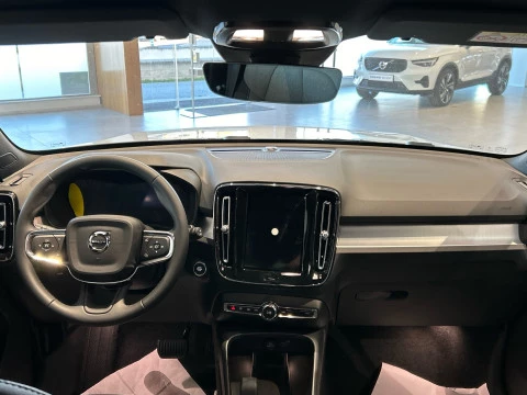 Volvo XC40 2.0 B3 MHEV CORE DCT 163 5P