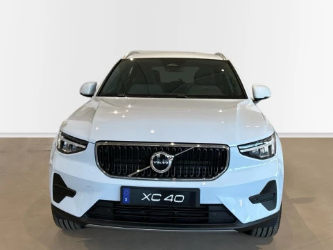 Volvo XC40 2.0 B3 MHEV CORE DCT 163 5P