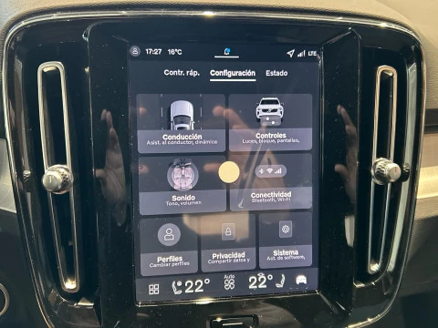 Volvo XC40 2.0 B3 MHEV CORE DCT 163 5P