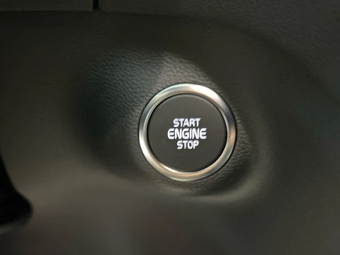 Volvo XC40 2.0 B3 MHEV CORE DCT 163 5P