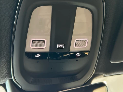 Volvo XC40 2.0 B3 MHEV CORE DCT 163 5P