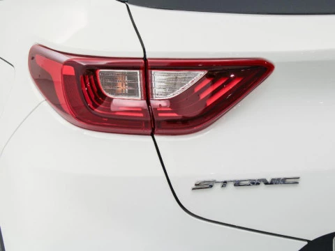 Kia Stonic 1.6 CRDI DRIVE 110 5P