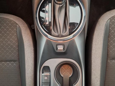 Nissan Juke  1.0 DIG-T N-CONNECTA 114CV DCT