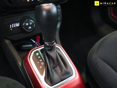 Jeep Renegade 1.3 PHEV Trailhawk AWD AT 177 kW (240 CV)