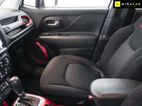 Jeep Renegade 1.3 PHEV Trailhawk AWD AT 177 kW (240 CV)