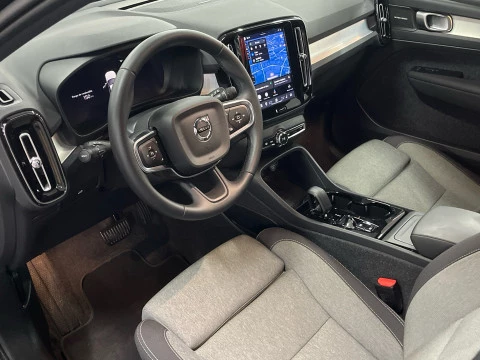 Volvo XC40 XC40 Black Edition Plus, B3 Mild Hybrid, Gasolina