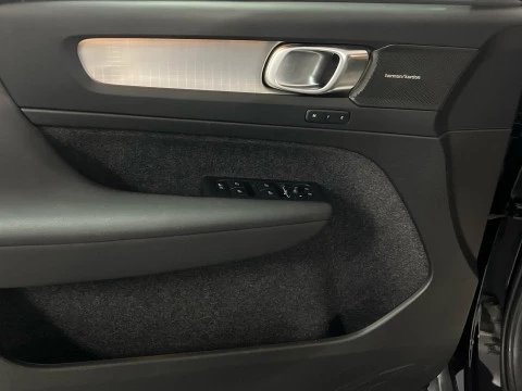 Volvo XC40 XC40 Black Edition Plus, B3 Mild Hybrid, Gasolina